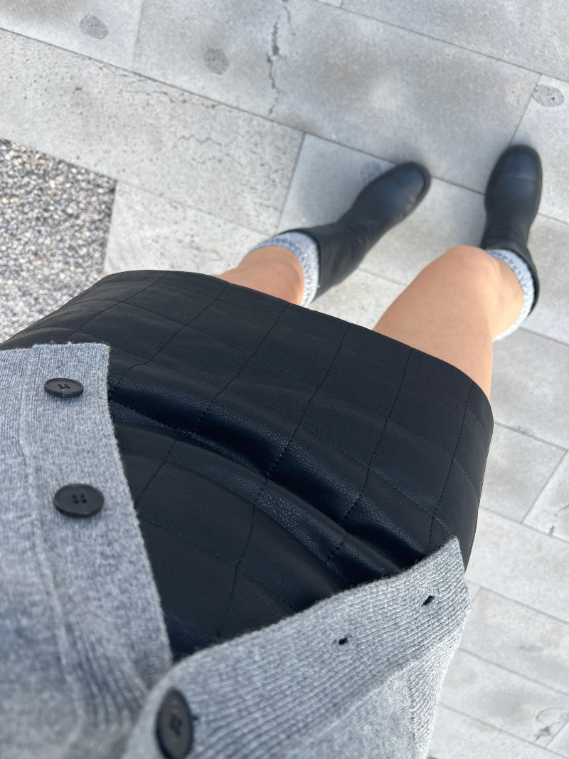 Limishop Vegan leather skirt