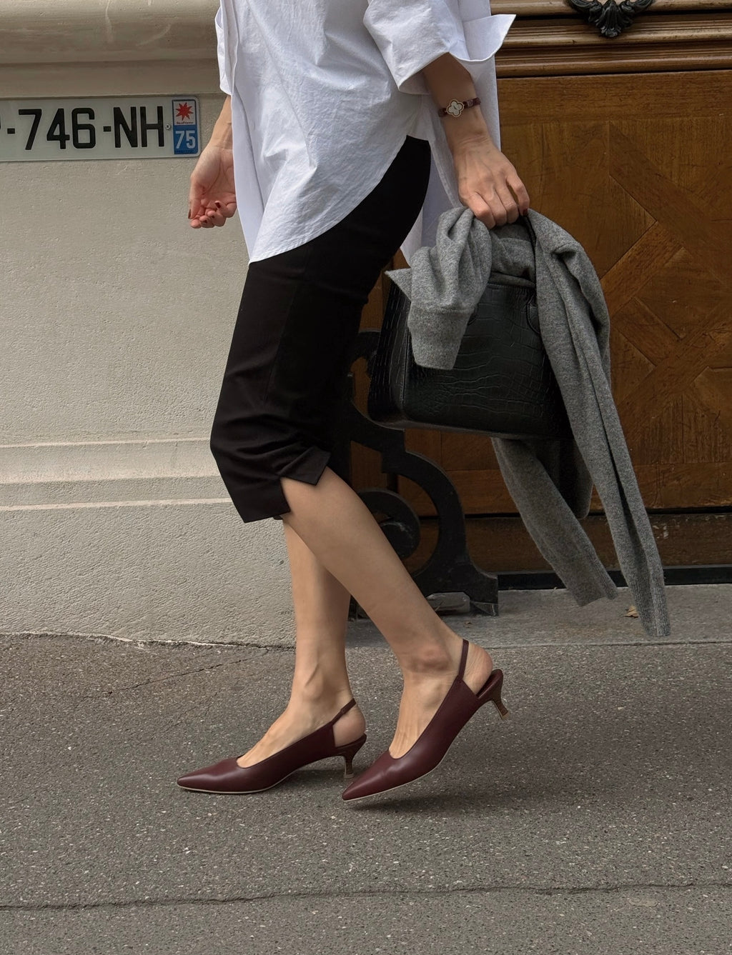 Slingback pumps