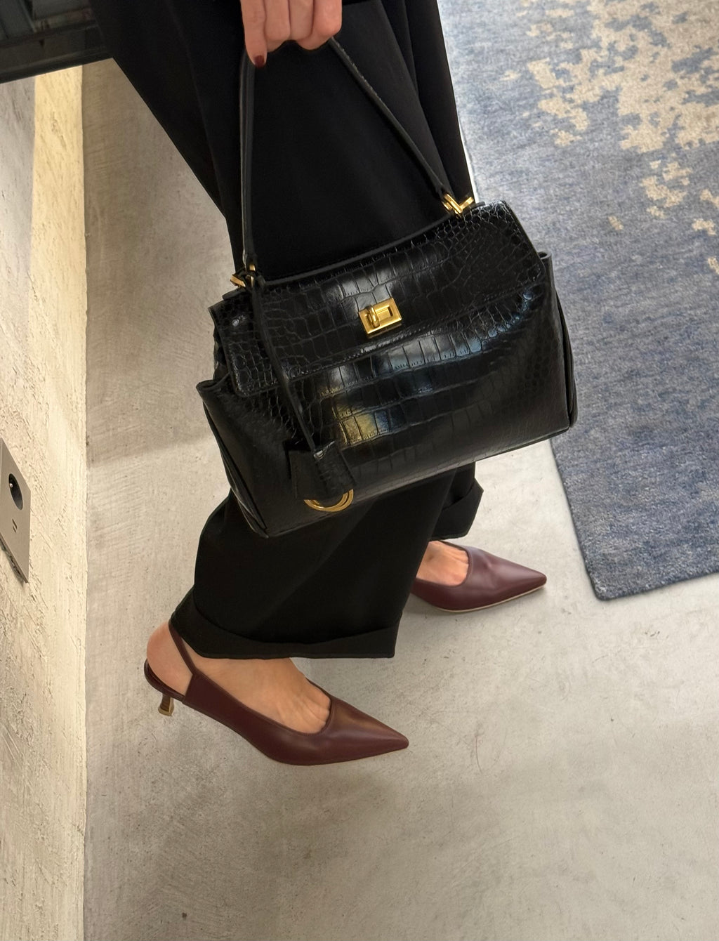 Slingback pumps